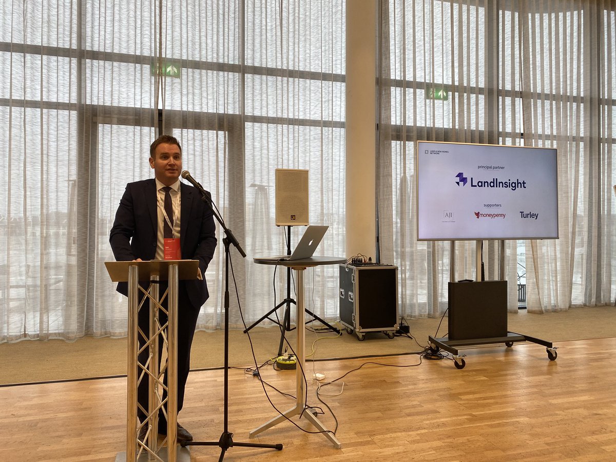 LNHNetwork's tweet photo. And we are off and running #builderbreakfast https://t.co/8OFs8fHGFp
