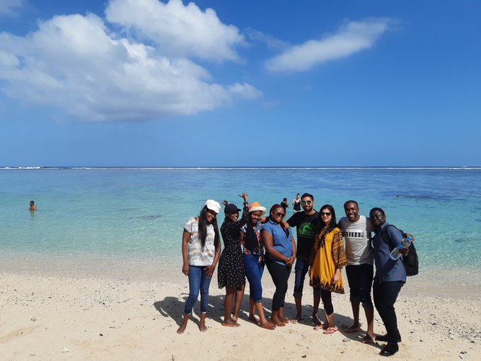 View image on Twitter