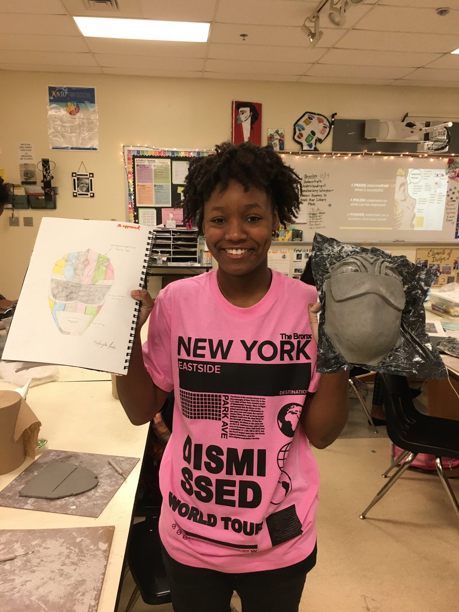 POBerryAcademy's tweet photo. It’s the last week of November and the last week of National Gratitude Month. We are grateful for our Intermediate art students who are creating ceramic masks inspired by their favorite literary pieces. #NextStepReady #SparkPotential #IgniteGenius 📸cred: Ms. Burgher https://t.co/Vfn0Yfmn6d