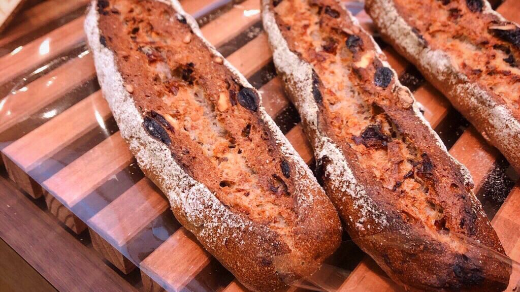 caocaocao14's tweet photo. パン食べたくなーれ♪

#photograghy 
#キリトリセカイ
#写真で奏でる私の世界 
#写真好きな人と繫がりたい 
#パン https://t.co/S7vZB1XqaT