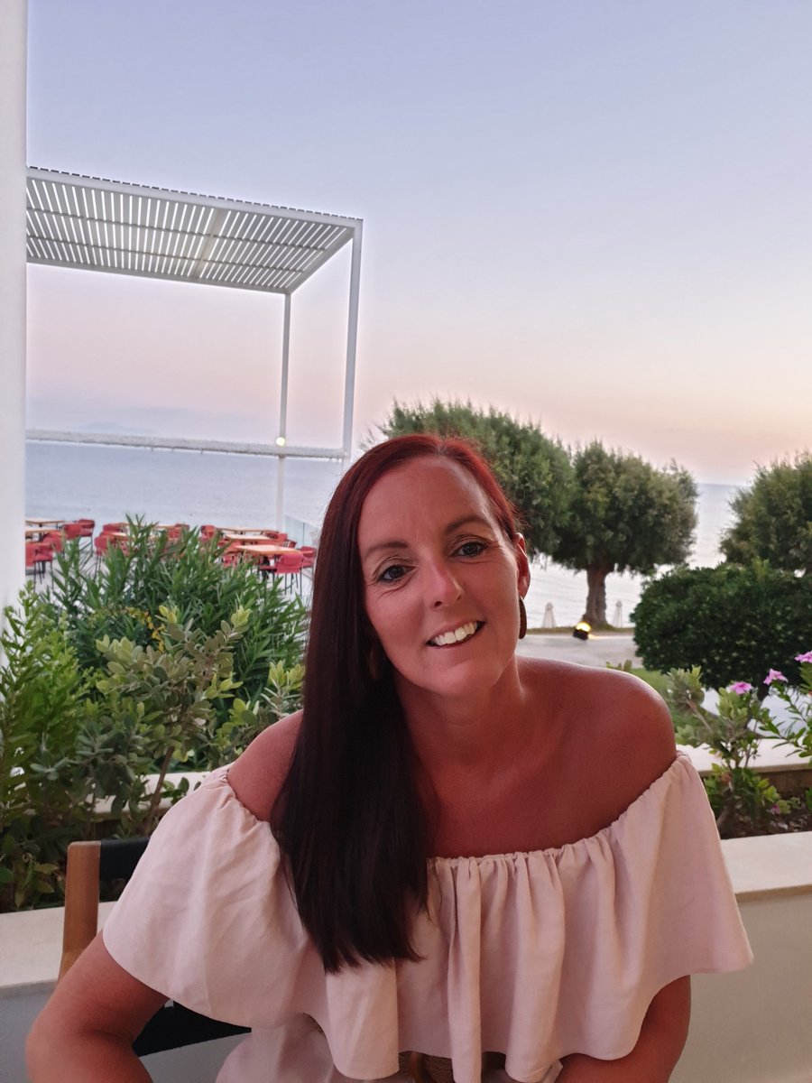 ste19's tweet image. Happy Birthday to my beautiful wife Natasha. Love you now and forever 💛. X