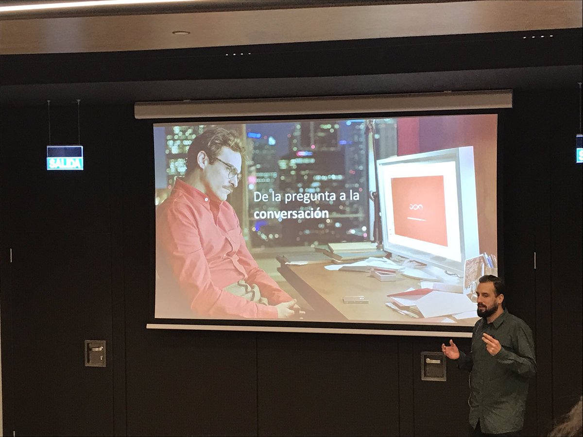 Yolandadevega's tweet image. #ArenaTech&amp;amp;Trends: voz cómo herramienta clave para generar empatía y humanizar la experiencia digital: de la pregunta a la conversación @Arena_es