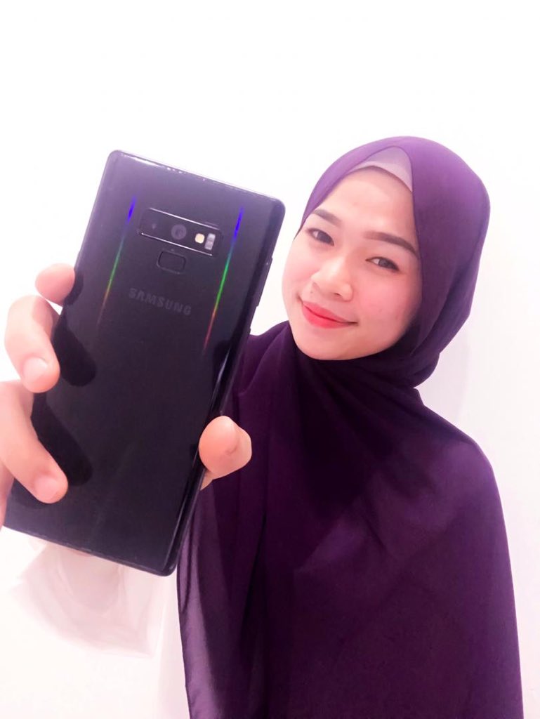 therylisa's tweet photo. Korang boleh dpt Samsung Galaxy A50s just dengan Reload Celcom Xpax sekurang-kurang nya rm10 dan keatas  melalui Celcom Life app by kaad Kredit / Debit atau online bankin sahaja . 
Kempen berakhir 1Disember 2019 ini. 
#CelcomXpax https://t.co/vNOrFAq4o8