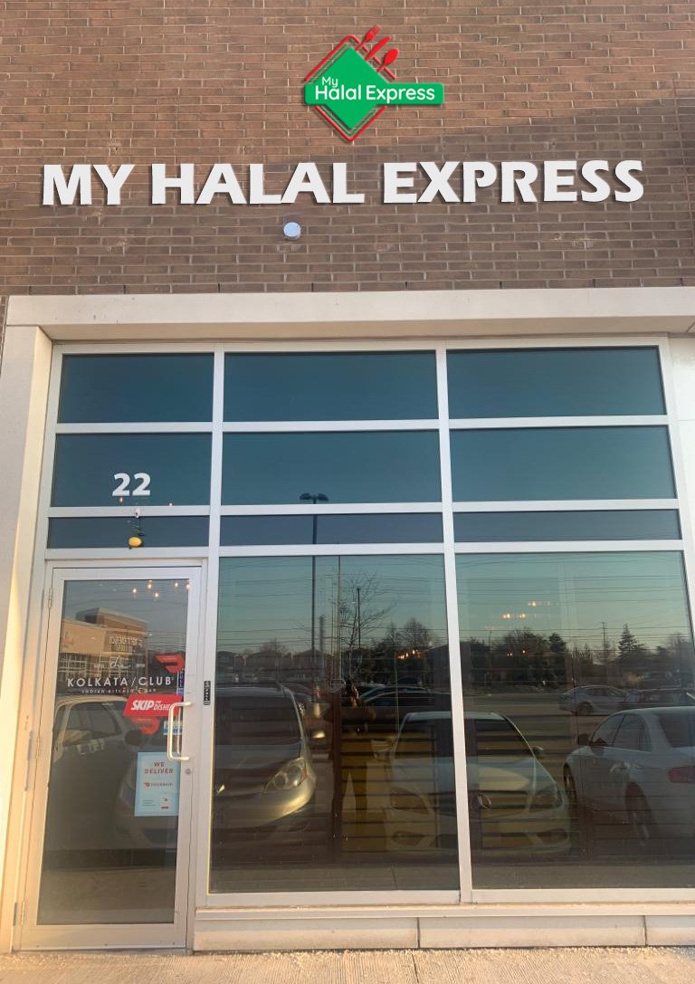 myhalalexpress's tweet photo. Our Restaurant look from outside.

At My Halal Express all the food is prepared in-house fresh so it tastes awesome and the smell of the kitchen makes you even more hungry or try new dishes.

https://t.co/08r6qgCa8C https://t.co/uxZZebica0