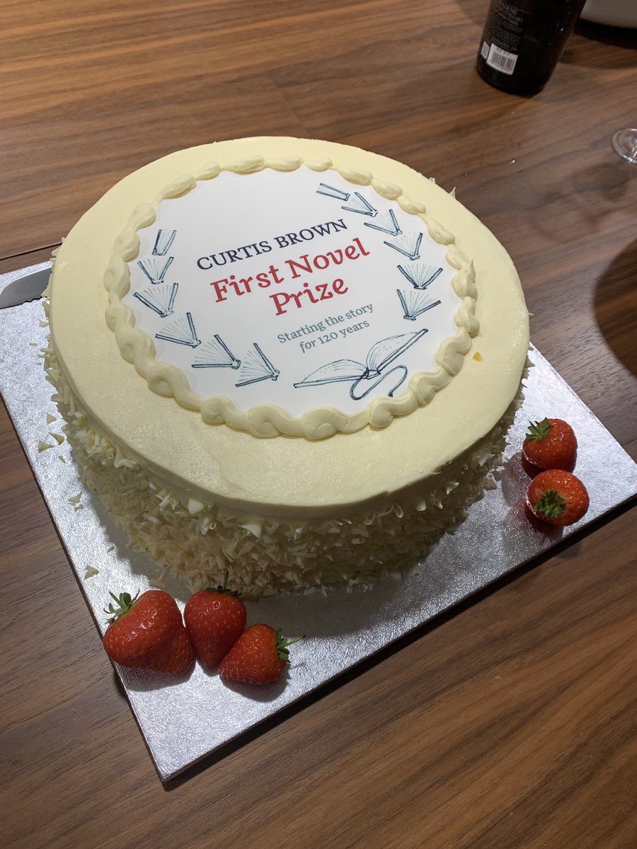 DawnHBeresford's tweet photo. So great to meet the winner and other shortlisted First Novel Prize writers last night.
Thank you to the Curtis Brown team for making us feel so welcome. #cbfirstnovelprize #wftv https://t.co/mjjuy9j8nh