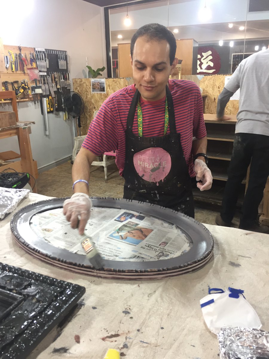 YarrowOpeningD's tweet photo. Our lucky members start their 12 week training course at @petitmiracles learning upcycling and work skills! Thank you for this fantastic opportunity!! 🛠 🎨 🧰 https://t.co/ubvluIhUzI