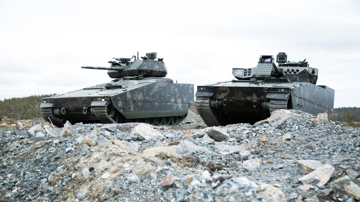 (1) An easy one is size. Whilst the potential for very low profile turrets exist, most to date have been quite dumpy and offer no major silhouette advantage over manned options. (Pic: Unmanned CV90CZr left, manned CV90CZ right)