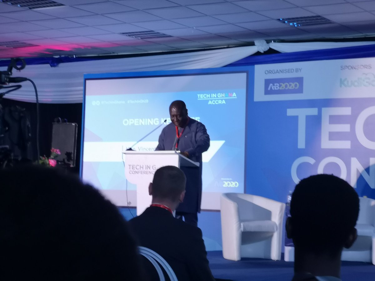 bajodayo's tweet image. The British High Com to Ghana @walkeriain and Dep. Min. For Communications @VincentOdotei took the stage and gave great speeches and presentations. It&apos;s amazing and inspiring to have views of a bright future in Africa. #TechInGh19