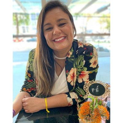 Catarine_Caca's tweet photo. #NovaFotoDoPerfil https://t.co/F9G6fRzWry