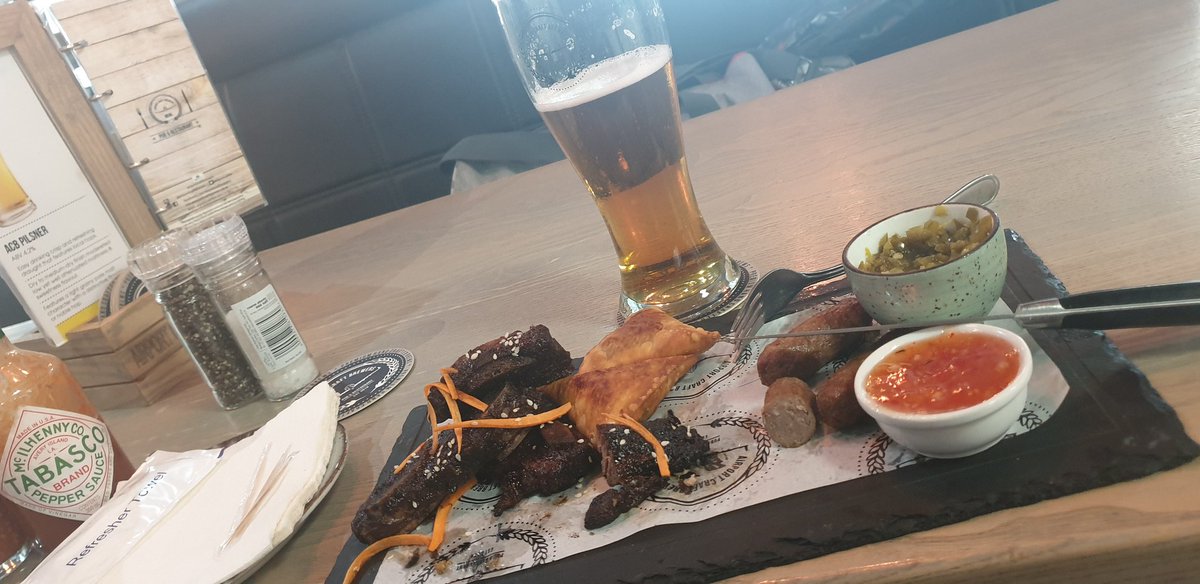 <a href="/airportcraftbr/">Airport Craft Brewer</a> thee most tender beef I've ever had ❤ also... THIS BEER!! 🔥🔥🍺🍺🍺