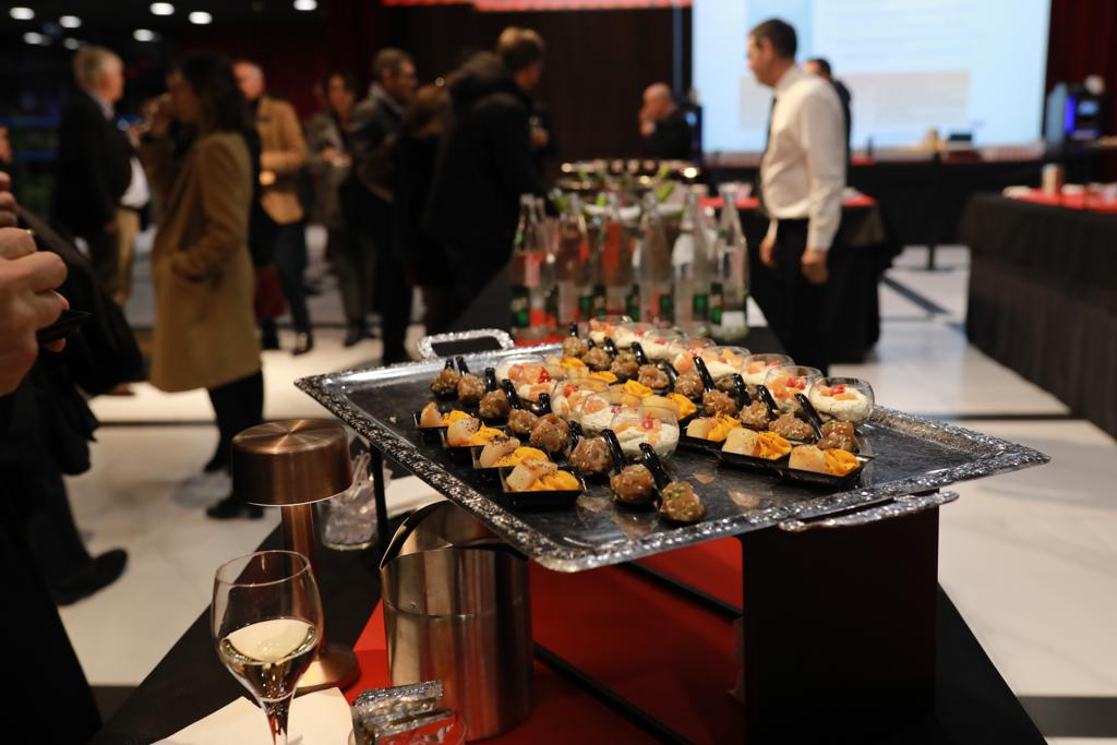 MedianeEvent's tweet photo. 9ème #Trophée de la #DFCG 🏆
200 Directeurs Administratifs &amp; Financiers et Contrôleurs de Gestion rassemblés pour élire le meilleur talent de la région de la fonction financière. De vrais projets, de vrais leaders, de vraies réussites! Merci à notre client pour sa confiance! https://t.co/qKaaTwDl6v