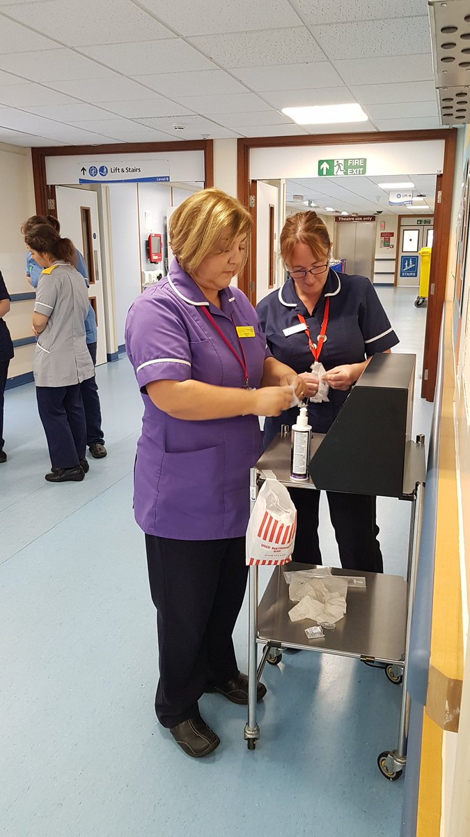 sharonraymond50's tweet photo. Line awareness week @UHP_NHS come and visit us outside Birch on level 8 for a update on TPN and line care. We are here until 1pm!! #educationmatters #scrubthehub https://t.co/9l4yp9UB7T