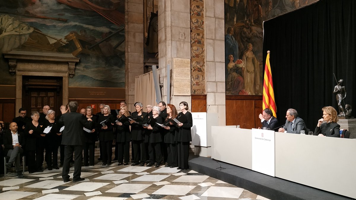 La cloenda de la commemoració dels 125 anys de les Bases de Manresa reivindica el text com a mite fundacional del catalanisme. 

manresadiari.cat/noticies/detai…

<a href="/ValentiJunyent/">Valentí Junyent 🎗</a> <a href="/QuimTorraiPla/">Quim Torra i Pla</a> <a href="/marc_aloy/">Marc Aloy Guàrdia 🎗</a> <a href="/govern/">Govern de Catalunya</a>
<a href="/BasesManresa125/">basesdemanresa125</a> #Manresa