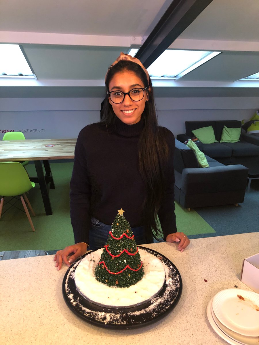 It's the #PeckishPenguins finale!

Each of our previous winners were tasked with creating a 'show stopper' - and they did not disappoint!

However there could only be one winner...SERENA! 

She baked a red velvet Christmas tree with home made macaroons on the side! Well done!🎄🎅