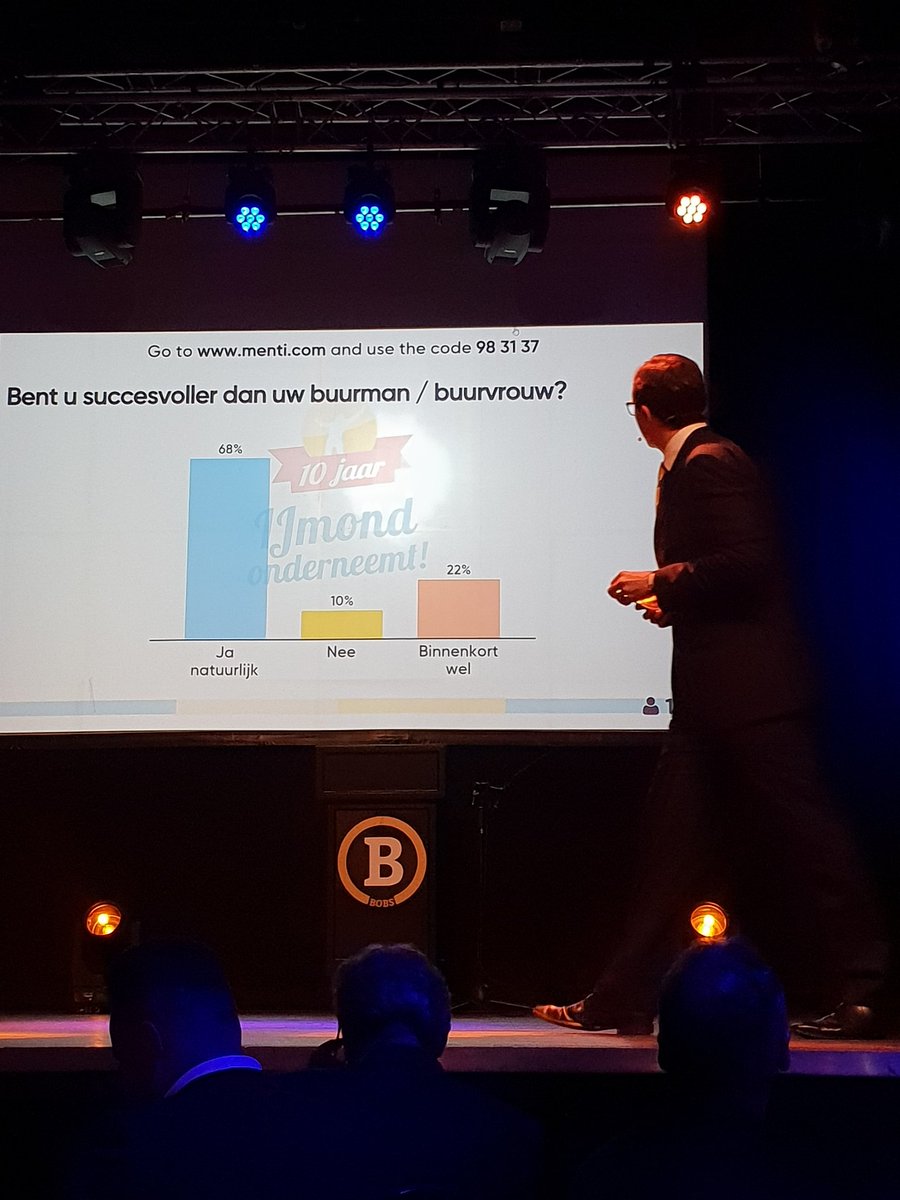 Een zaal vol succesvolle mensen blijkbaar..! #IJmondonderneemt <a href="/IJmOnderneemt/">IJmond Onderneemt</a>