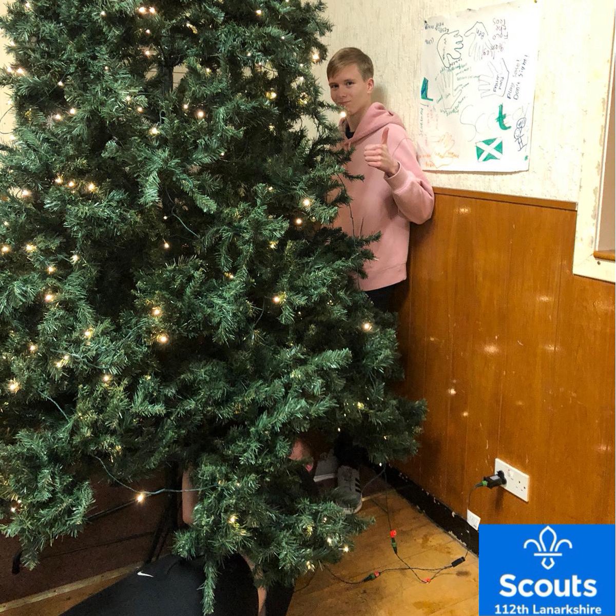 112thScouts's tweet photo. Big thank you to our Explorers who dedicated their Monday night to decorating our hall ahead of this weekends Christmas Coffee Morning! Great work team!☃️🎁🎄 https://t.co/9WYqPhovu5