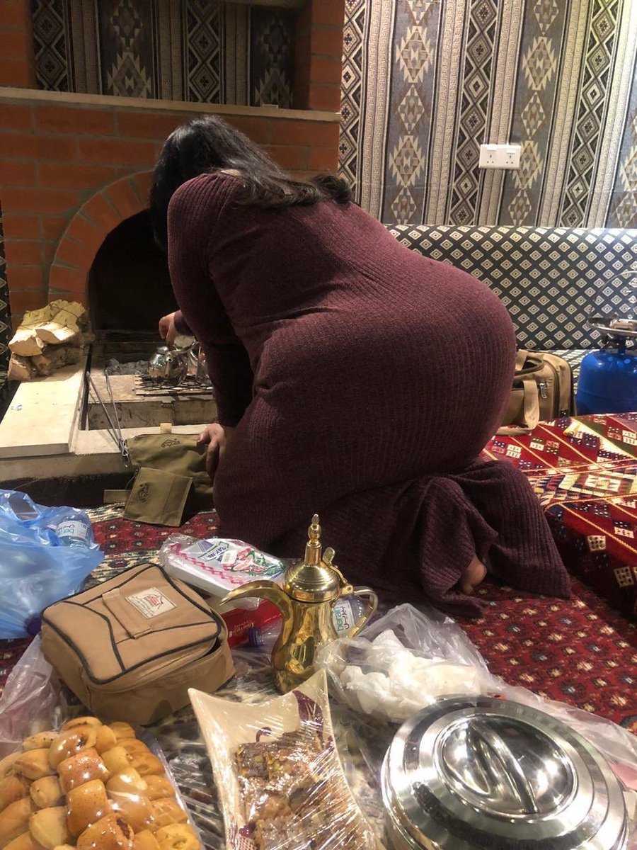 والله اللحم الخليجي روعه 😘❤️ ريتويت او لايك لو عندك زيها 🤩