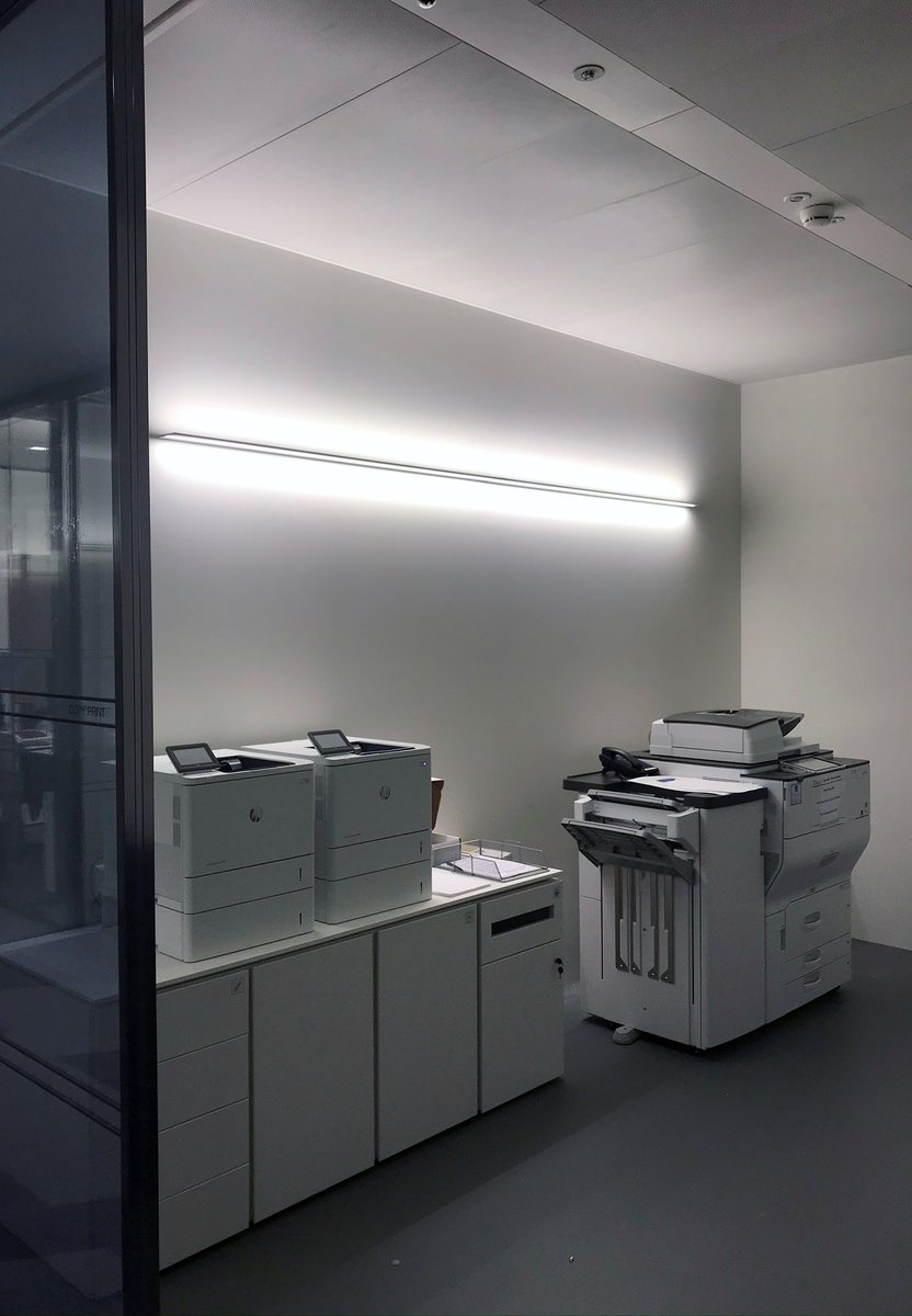 Meshlightinguk's tweet photo. In one of the new skyscrapers in the City of London you will find two floors of beautiful offices on Bishopsgate, expertly lit by Fisher Marantz Stone (NYC). The 7mm slim ZipThree from Vode proved to be the perfect solution. #vodelighting #lightingdesign… https://t.co/a34FlqbofO