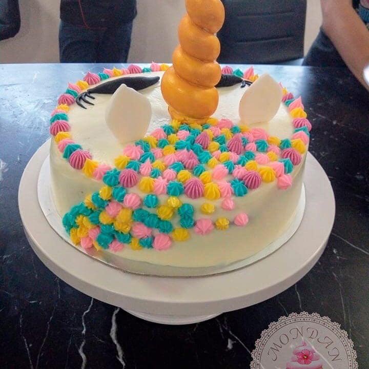 mondan_'s tweet photo. ¡Felicidades a todos los cumpleañeros el día de hoy!
Hermoso pastel de unicornio hecho con mucho amor.
Pedidos aquí.
#CDMX #Unicornio #Pastel #Postre #Cumpelaños #FelizDia #FelizMartes #MONDAN https://t.co/2NtaKPTiq1