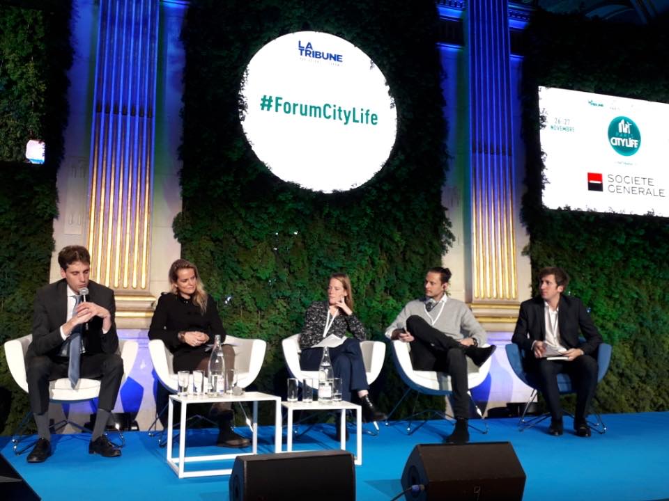 SocieteGenerale's tweet photo. @LaVilleEplus @JorisGaudion @VilleAgileD «En tant que banque du programme obligataire 100% vert du #GrandParisExpress, Société Générale s’est engagée dans le développement durable de la ville de demain» François Balaÿ, Directeur du Développement du #GrandParis Société Générale #TableRonde #ForumCityLife #TheFutureIsYou https://t.co/B2z7xDJ34I