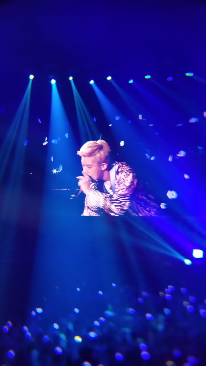 Sengil chukae kesayangan ahjumma #HappyChanyeolDay #HBDLOEY