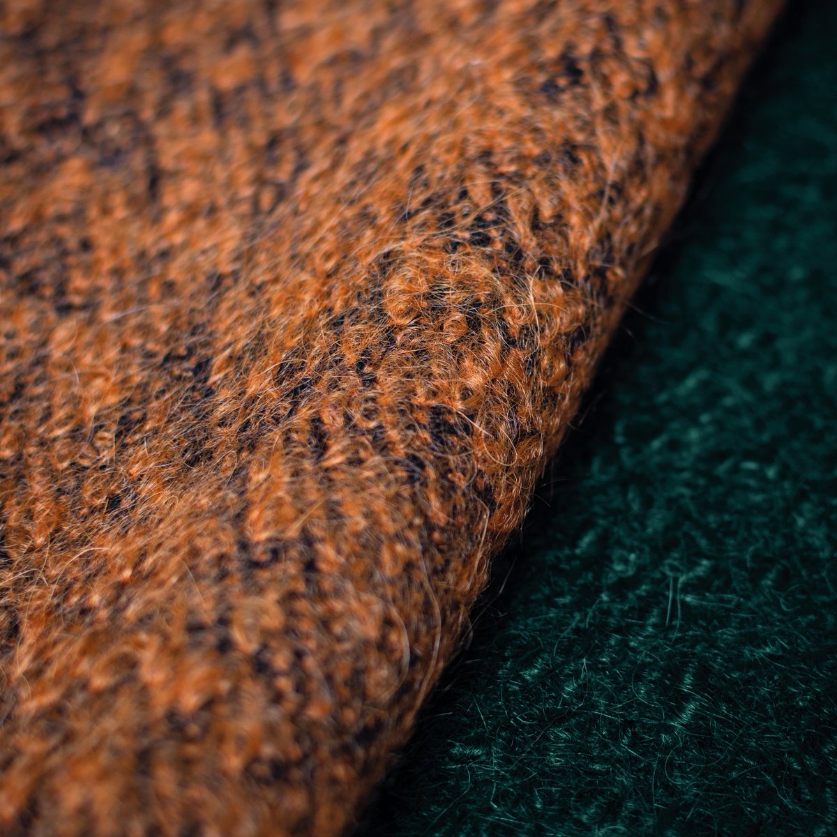 holland_sherry's tweet image. A colourful harmony of orange and forest green from our Contemporary #Overcoats collection.
HS 1998 cloth # 9819006 &amp;amp; 9819008.