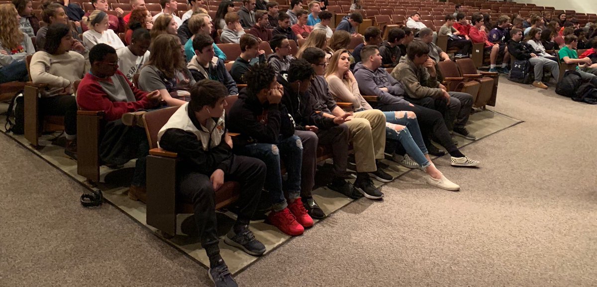 Author_CoachF's tweet photo. Thank You Middletown High School for starting your Fired Up Friday Campaign! Today was AMAZING!!! Excited to watch you keep building and growing your culture! #YouWereMadeGood #ServantLeadership #BuildAroundYourStars https://t.co/KGM3d6cmqM