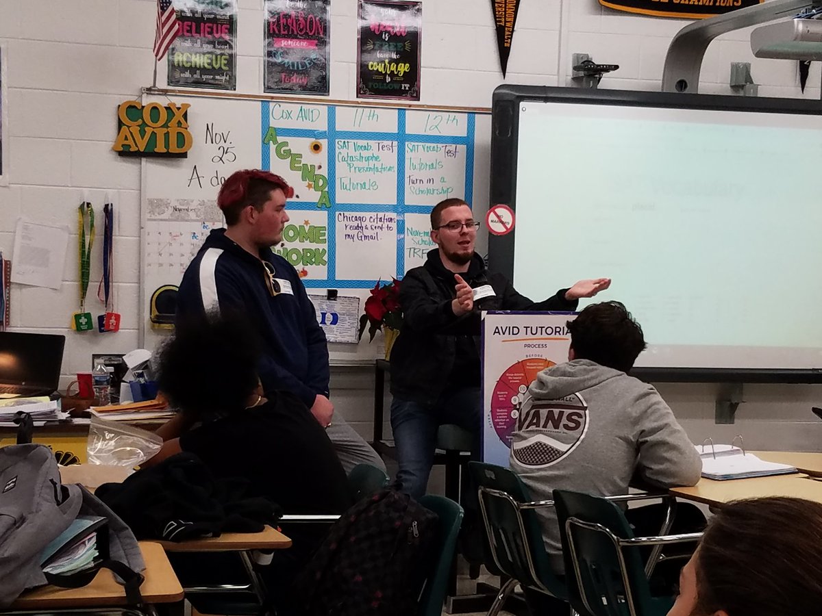 coxhsavid's tweet photo. We love visitors to Cox AVID especially former students who come back to share their college experiences. Thanks for all the advice and words of wisdom. Good luck Brendan, Nick, and MacKenzi on your finals next month.  #AlwaysaFalcon  #AVIDpride https://t.co/CCenzSDppm