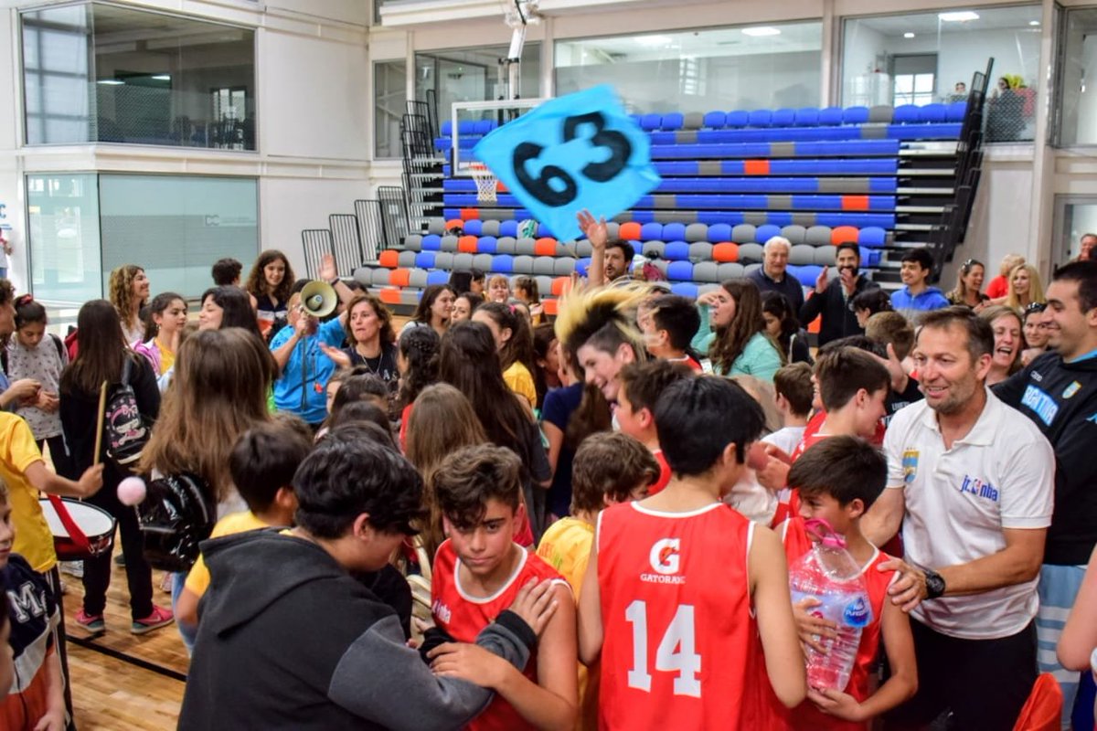 JrNBACABB's tweet photo. 🏀🏆Compartimos más imágenes de una espectacular jornada en Bahía Blanca. El #JrNBACABB volvió a ser una fiesta.

¡Gracias @dowcenterbahia por tan hermoso marco!

Fotos: Gentileza de Mauro Giovannini https://t.co/6jCPy8u6UE