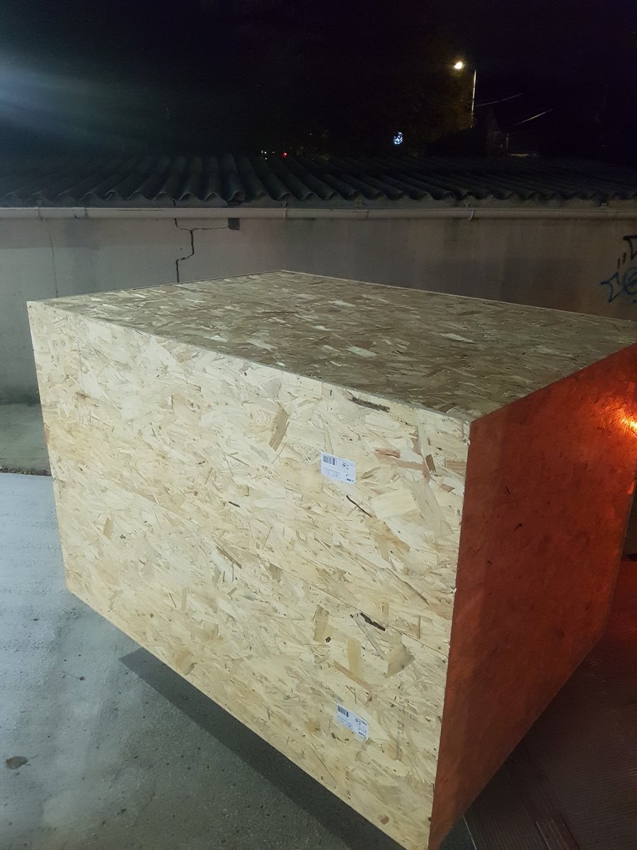 MBEVillemoisson's tweet image. @MBEVillemoisson  fabrique  pour ces clients des caisses en bois. N'hésitez pas à nous contacter pour toutes demandes d'informations  😀✌️