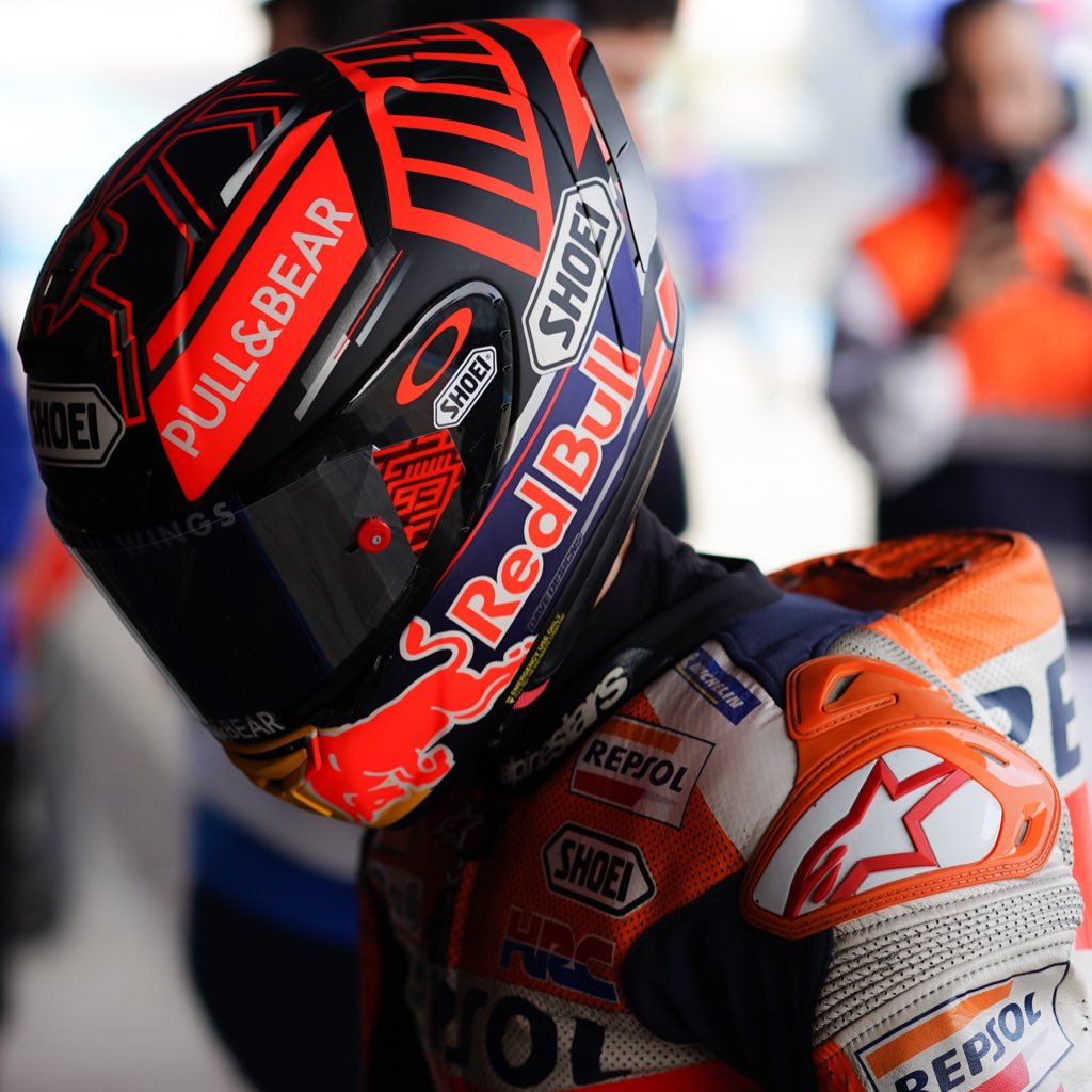 Jerez Test done, we finish a great 2019! Tomorrow I have a surgery to fix the problem (luxation) in the right shoulder, the same problem as last year in the left shoulder.
#JerezTest