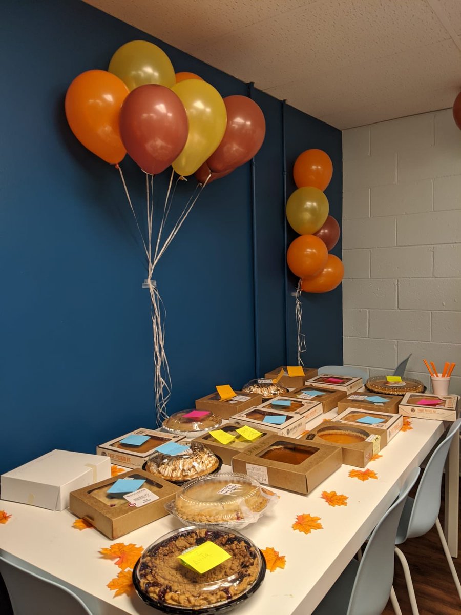 vcaretec's tweet photo. Early thanksgiving celebration at the office! We’re thankful for all our amazing reps and the hard work that they do 😄 #thanksgiving #thanksgivingparty #officeparty https://t.co/koyw8xDUua