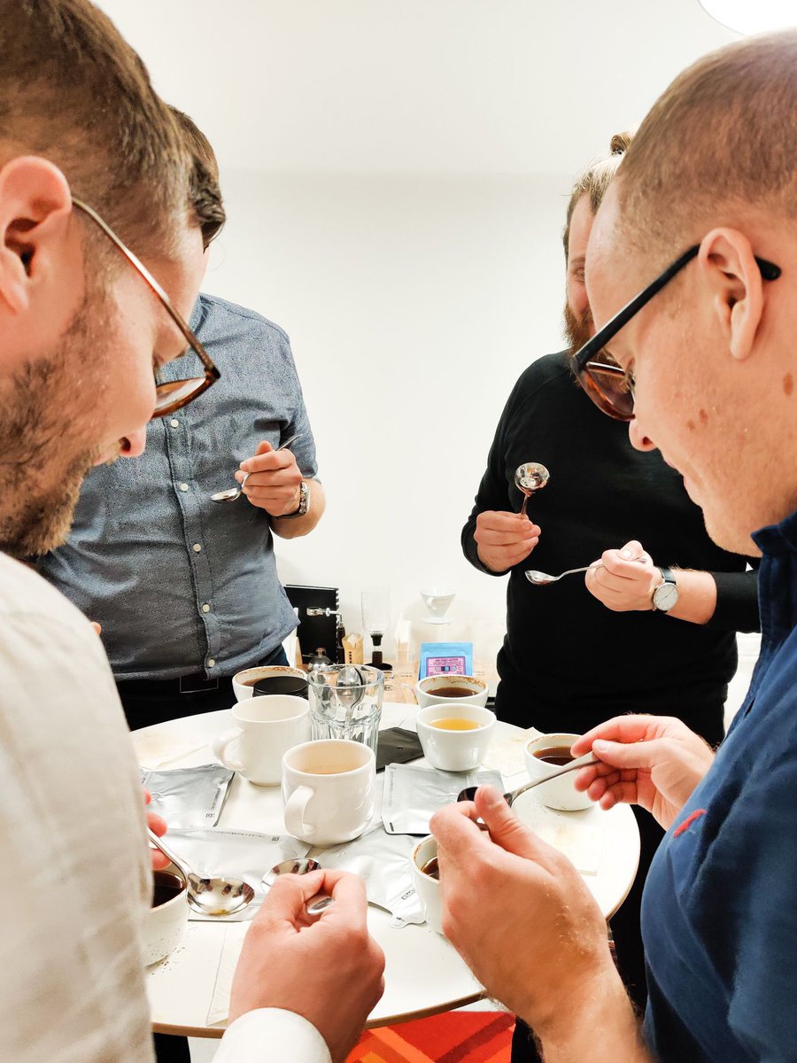 Slurpkahvi's tweet photo. Today our office was full of people with happy faces as our whole team was cupping SLURP rare samples with Jarno Peräkylä. Our SLURP rare subscribers will soon receive soooooo tasty coffee! ☕️ 

#slurpcoffee #slurpkahvi #slurprare https://t.co/qOvKjQc6ce