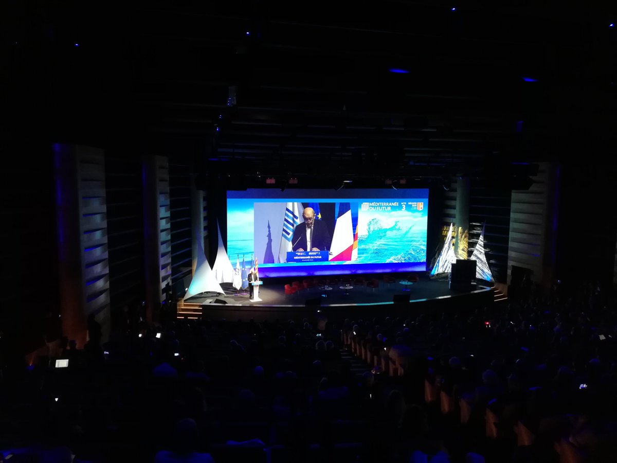 MaRegionSud's tweet photo. M. Jean-Yves Le Drian, Ministre de l’Europe et des Affaires étrangères, commence son allocution #cooperation #france #mediterranee #mediterraneedufutur #RegionSud https://t.co/K4YleUbHqw