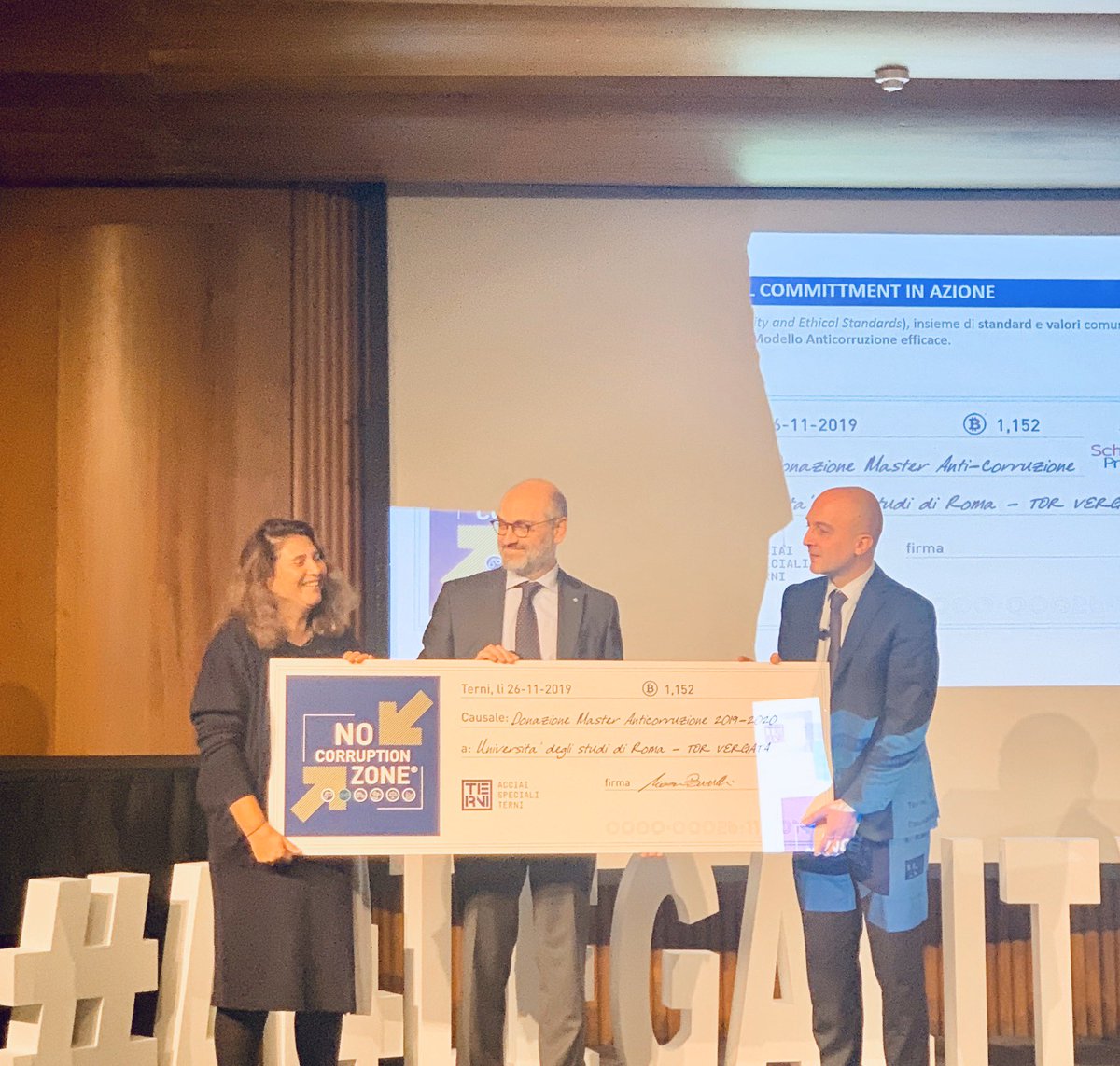 L’impegno di #AST per contrastare la corruzione si sostanzia nel supporto concreto al Master in #Anticorruzione <a href="/unitorvergata/">Università di Roma Tor Vergata</a>.
#NoCorruptionZone #ProudToBeAST