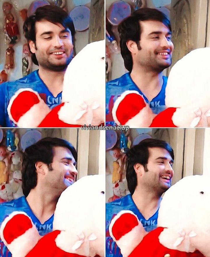 His chemistry & his jodies in every show was another story The man who can created chemistry with anyone even with a puppetMy Vote goes to  #VivianDsena forSexiest Star of The DecadeSexiest Star of 2019 #AsjadNazirSexyList2019 #EasternEyeSexyList2019  @asjadnazir