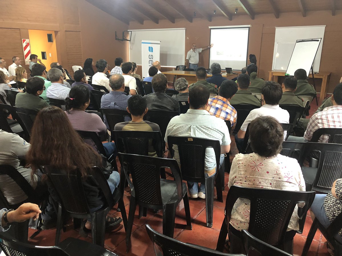 SsAF_Jujuy's tweet photo. Capacitación en Buenas Prácticas Agrícolas (BPA) para técnicos de la @SsAF_Jujuy y agentes de otros organismos e instituciones. @SenasaAR 
#SomosAgriculturaFamiliar https://t.co/3s32o7NNeu