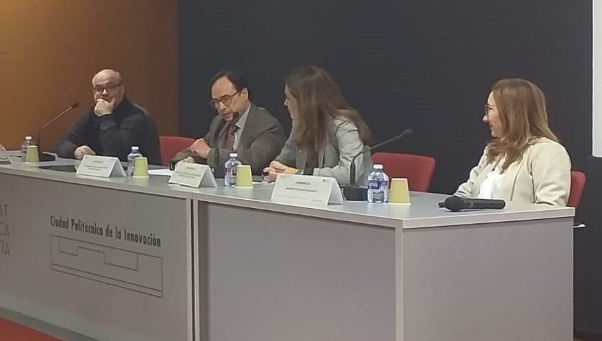 GVAhisenda's tweet photo. 📢@vicentsolerm: 'La compra pública innovadora contribueix a promocionar un #ModelEconomic basat en la innovació i el coneixement'
@ProminentMed🛒📲🌍
📋https://t.co/JRWTMWA7ao https://t.co/eSwxAM49gr