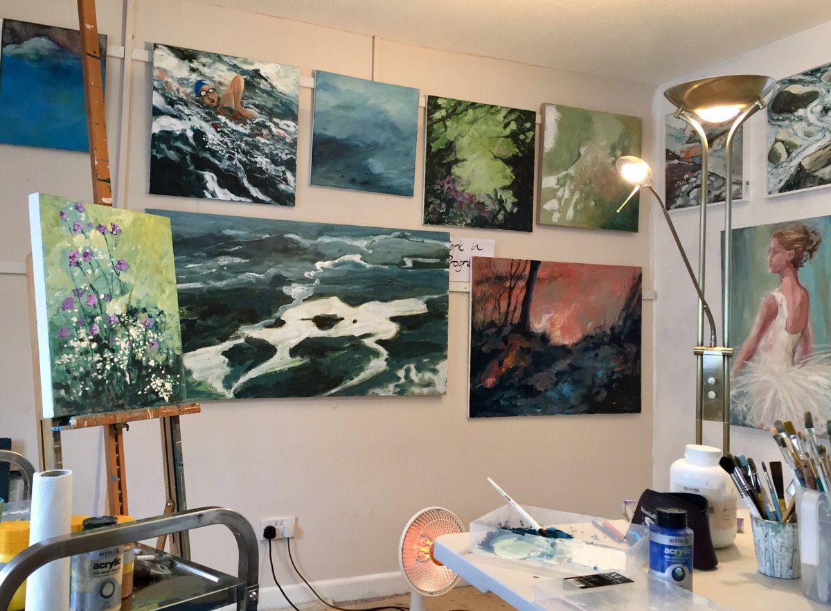 ValBright4's tweet image. Love my studio space. #wallspace #reworking #sea #swimmers #landscape #acrylic #oil #abstract #impressionistic #cornwall #france #channelswim #Sophie #ArtFairEast #exhibition #artforsale