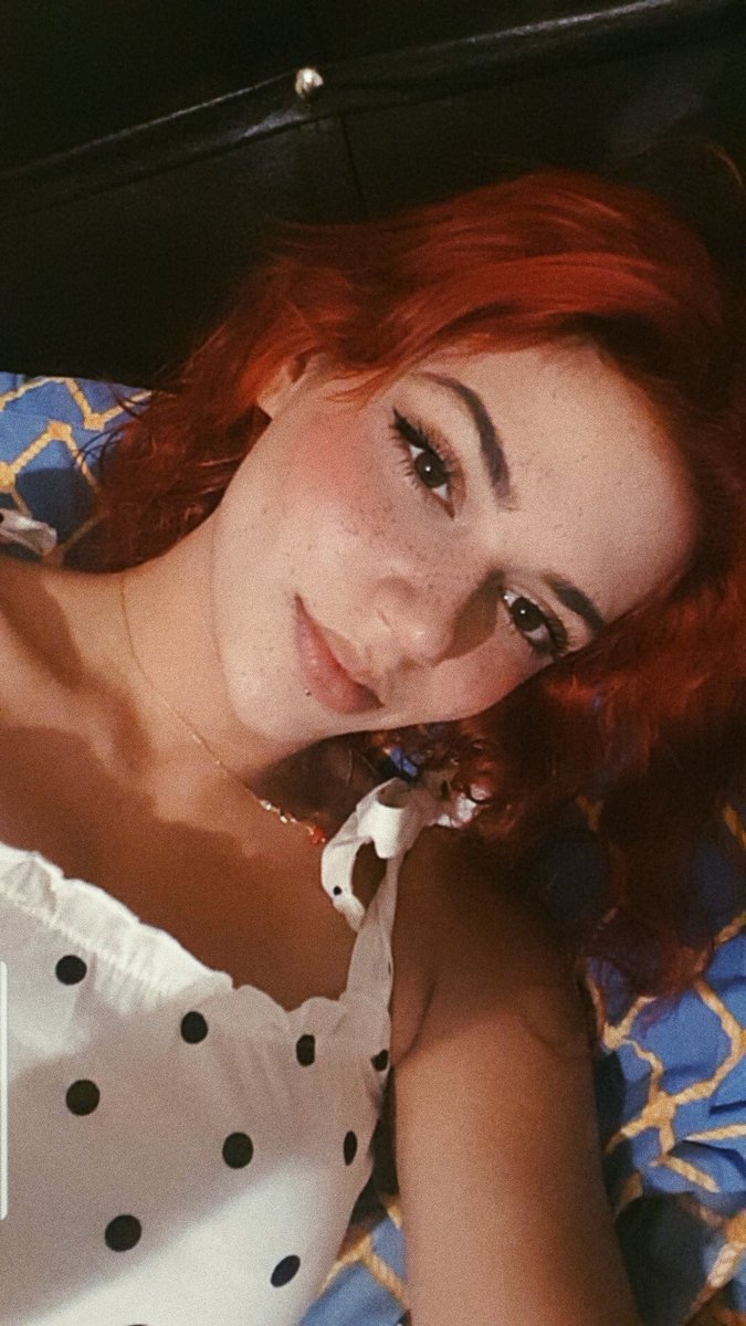 Tw: <a href="/goddessisbad/">𝖕𝖊𝖎𝖙𝖍𝖔</a>  ig: goddessisbad.x