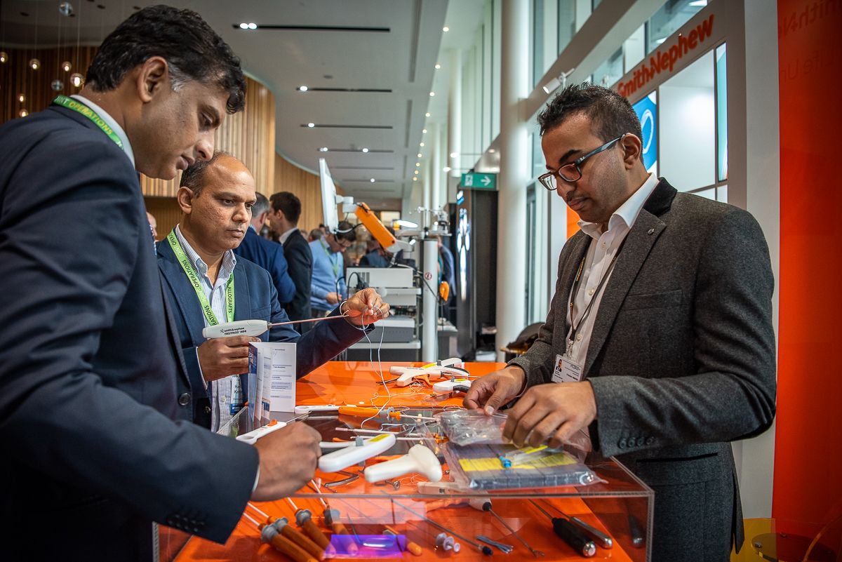 A #meniscalrepair system that clicks on so many levels. We're asking surgeons at <a href="/WarwickOrtho/">Warwick Orthopaedics</a> #SportsKnee19 what they’re doing to #SaveTheMeniscus. Ask how FAST-FIX 360 could help your patients: ow.ly/bxCy50xjMze  warwickorthopaedics.pixieset.com/m/p/49e4c9ce45…