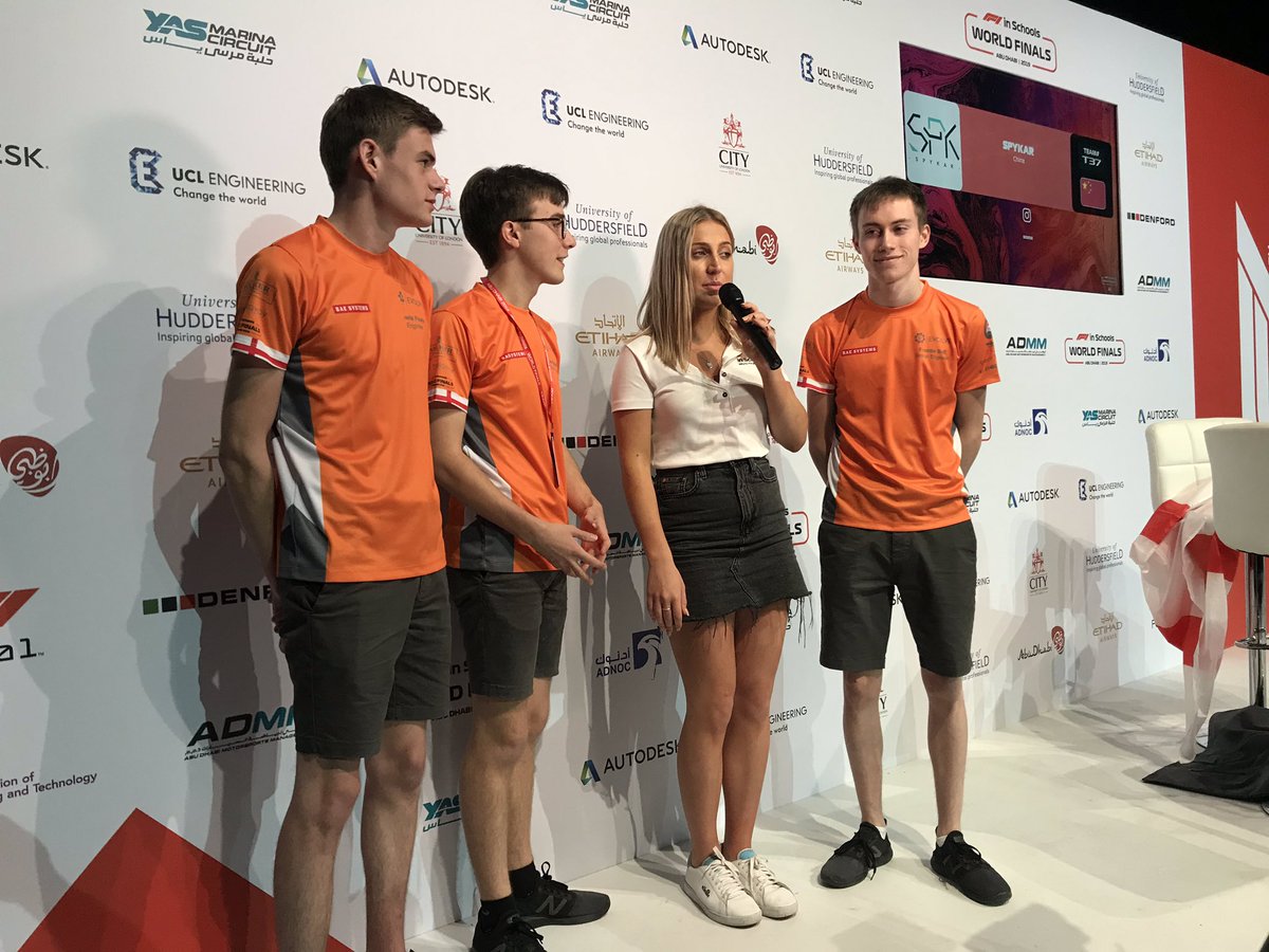 STEMRacing_UK's tweet image. And into the Quarter Finals of the World Final knock-outs @evolve_GB go! Way to go, guys 👏🏼

#F1SWF19 #YasWeCan