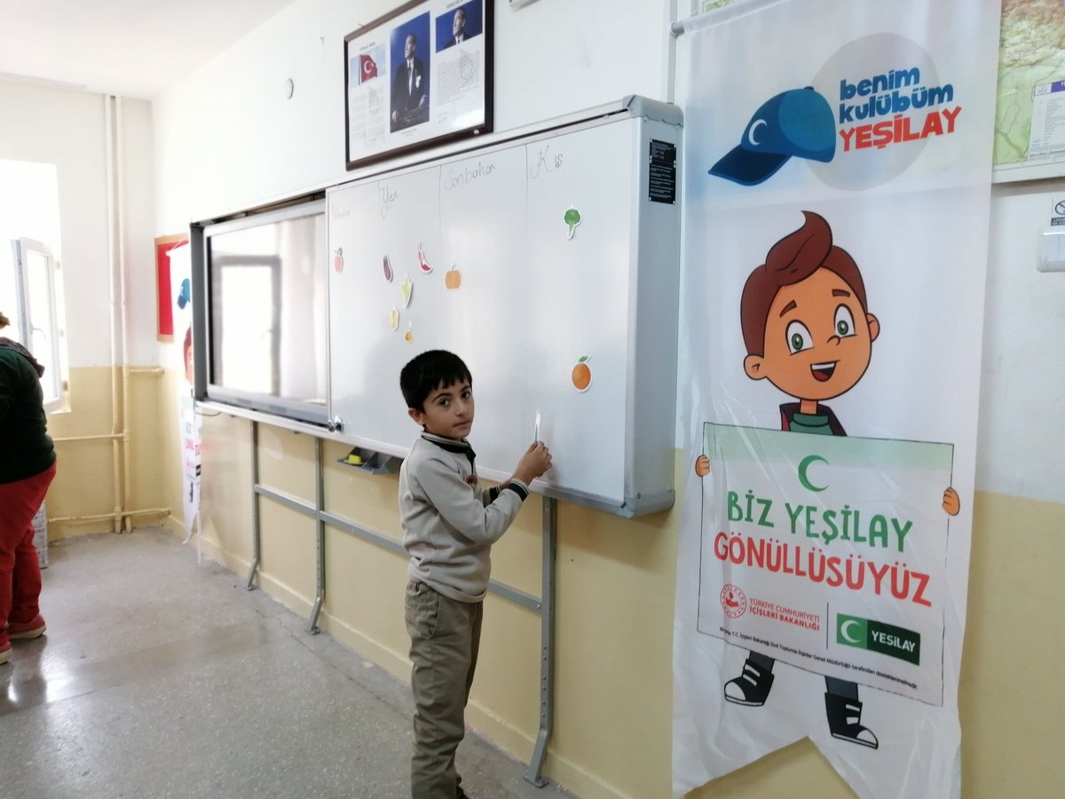 İlçe Milli Eğitim Müdürümüz İbrahim Yılmaz 'ın katılımı ile Şelale İlk-Ortaokulunda  Benim Kulübüm Yeşilay Projemizi uyguladık. Okulumuzda Yeşilay kulübü kurulması için kendilerinden söz aldık. #benimkulübümyesilay #iyikiyeşilayvar <a href="/skaygusuz/">Salih Kaygusuz</a> <a href="/1920yesilay/">Yeşilay</a> @GencAtauni