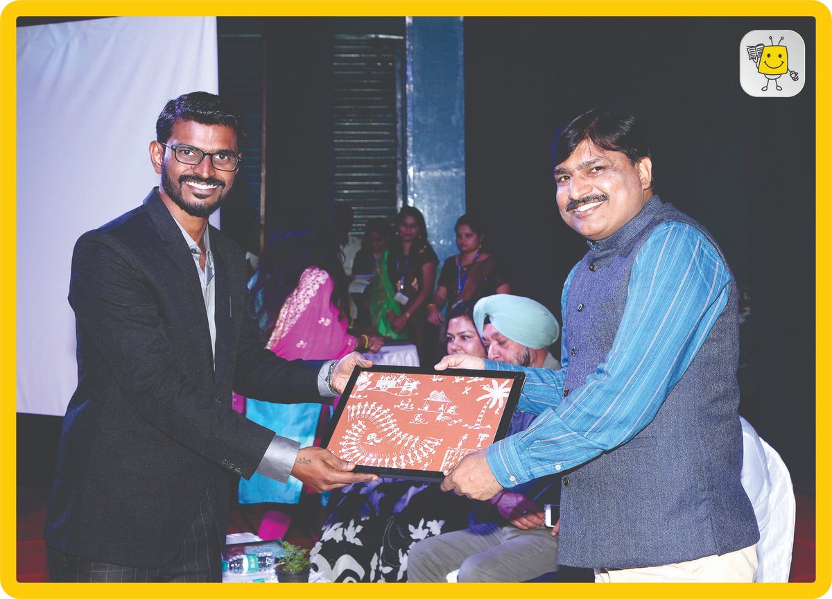 PrathamInfoTech's tweet photo. A few more clicks from the celebration.

#DigitalSakshar
#celebrating50KYouth
#Iamemployed
#IamDigitalSakshar
#ThankYouDigitalSakshar

@PrathamInfoTech @prempratham @_DigitalIndia https://t.co/07aGFjbOZp