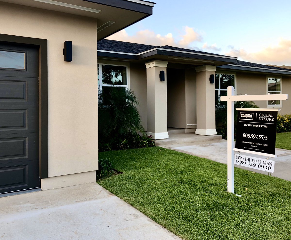 DannyY808's tweet photo. Always wanted to build my own house after watching a bunch of HGTV shows and with no experience.. I design/architect/develop my own investment property in Hawaii and made it a reality 🙏🏽 https://t.co/AjvMbZEXyI