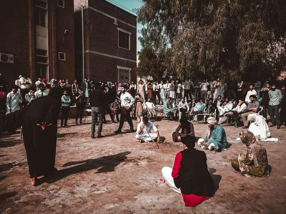 TFTolerance's tweet image. TFT Team Multan from BZU recently conducted a very special and unique activity street theater named &quot; Naatak&quot; to inculcate the message of Peace and Tolerance in the students through a theatre.

#HumaraAzm
#Srengthening_Student_Bodies
#TogetherForTolerance
#TeamMultan