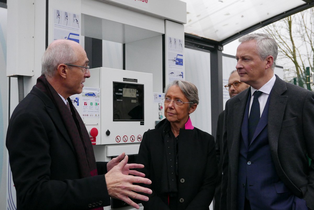 Bruno Le Maire tweet media