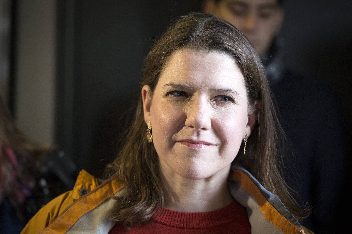 photogregmartin's tweet photo. Leader of the Liberal Democrats Jo Swinson visited @FinisterreUK in St Agnes this morning, joined by local candidate Ruth Gripper and shown around the company HQ by founder Tom Kay and his dog Otis.
https://t.co/MhMYJ8pOTV @CornwallLive https://t.co/ACUPPr9dyd