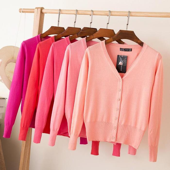 Lileamstore's tweet photo. N'oubliez pas les cardigans &amp; les gilets, ils sont l'atout mode idéal du moment ! 🤩⬇️
https://t.co/4T2iQAAH0Z
#cardigan #gilet #modefemme #automnehiver #accessoires #mode #accessoiredemode #modefemme #lileam https://t.co/XM4CALz1nx
