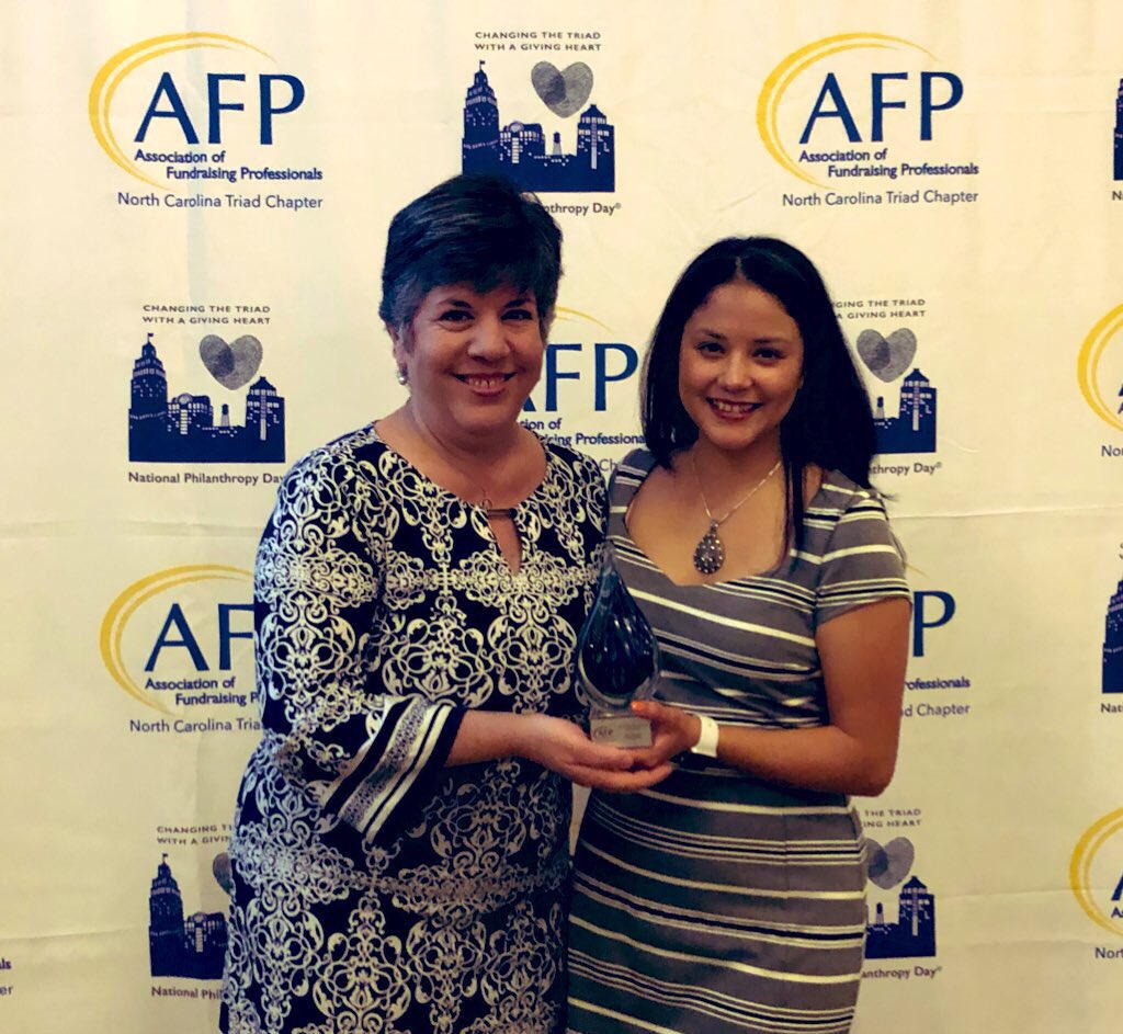 LindsayGiving's tweet photo. @LatinoCommFdn @WK_Kellogg_Fdn we are catalyzing community giving @CFGGnews with the power of Latino Philanthropy. Congratulations to The Immigrant Fund Giving Circle for receiving the IDEA Award! https://t.co/RvUZK6RggY
